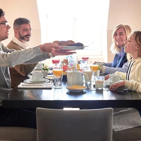 Апартаменти Five Stars Sao Juliao 72